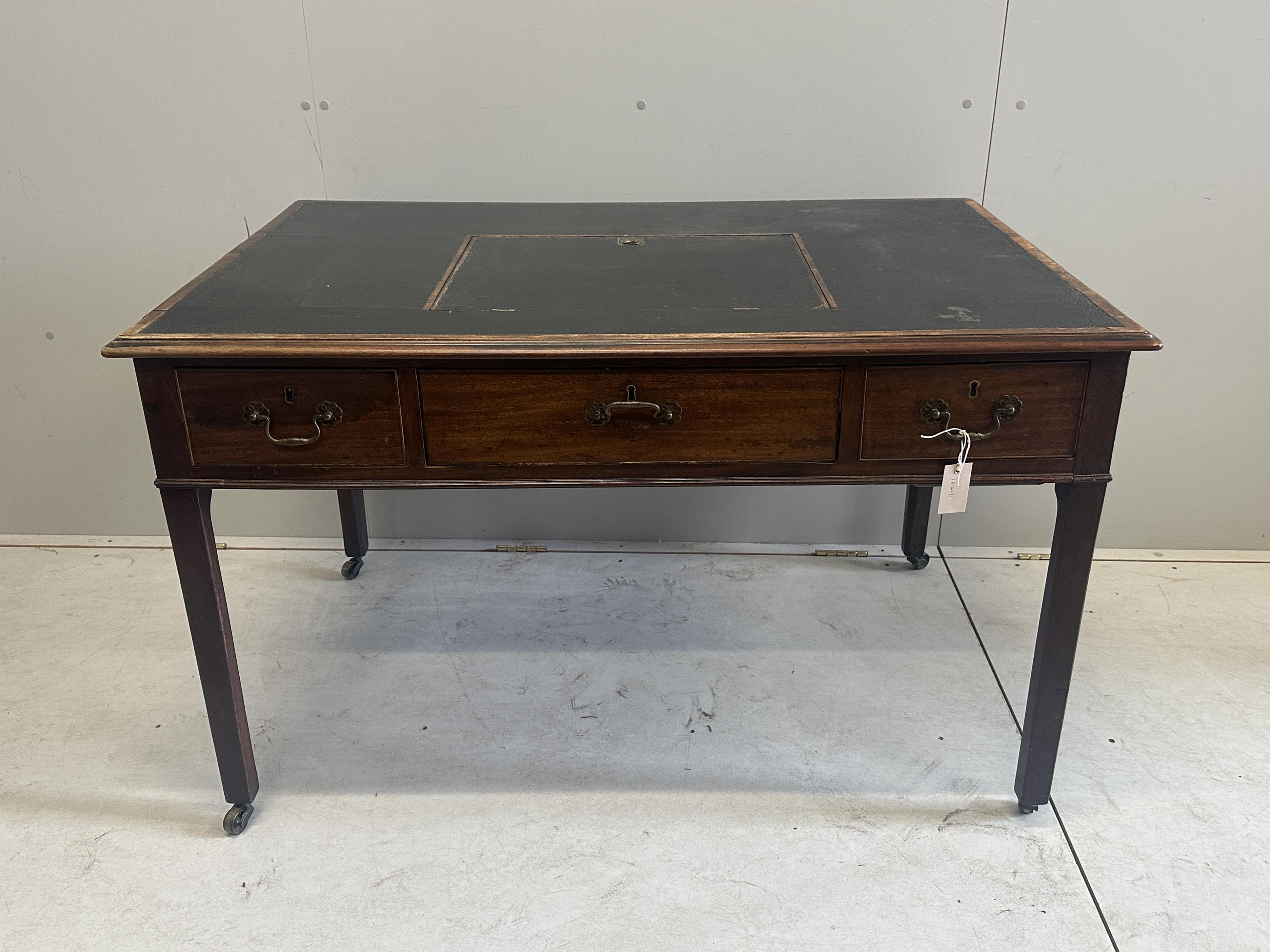 A George III library table, width 122cm, depth 80cm, height 174cm